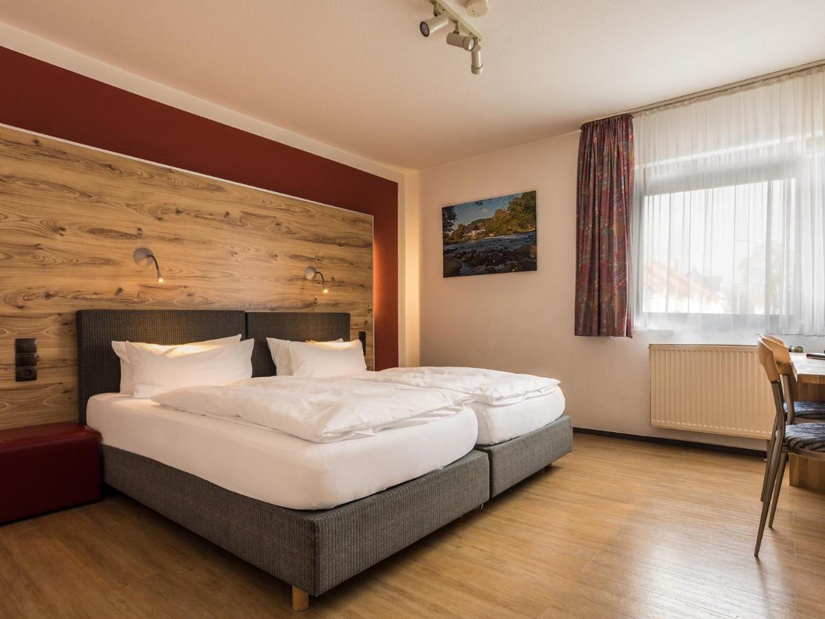 Hotel & Wirtshaus Hansen Bergisch Gladbach Exterior foto