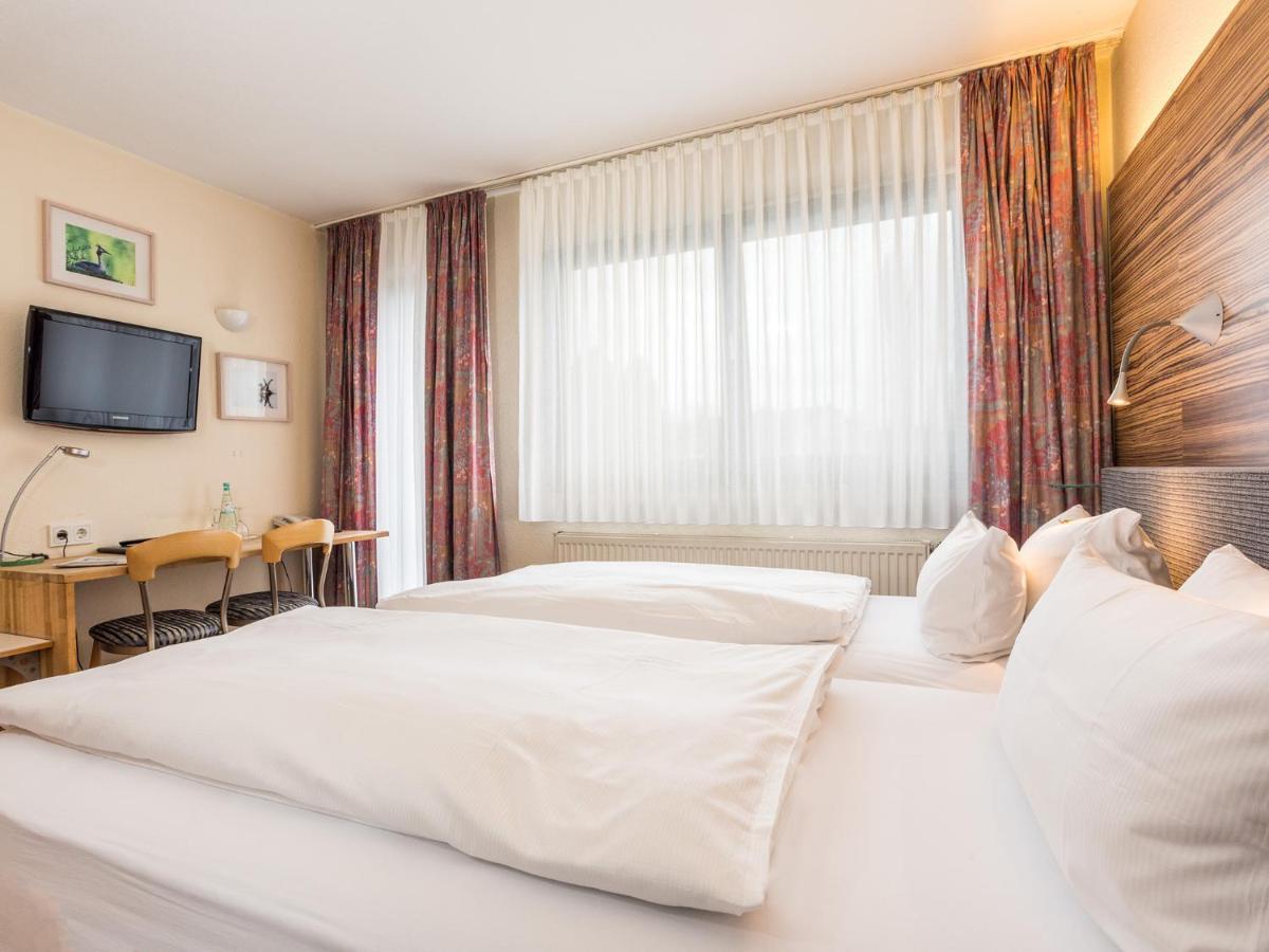 Hotel & Wirtshaus Hansen Bergisch Gladbach Exterior foto